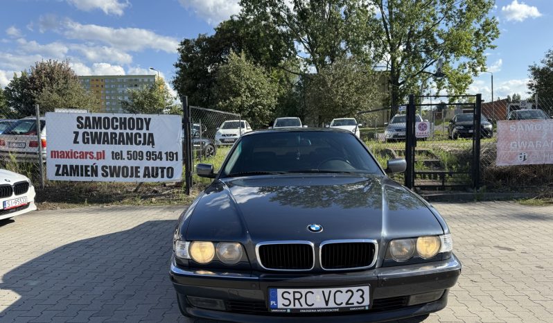 
 735I Zamień swoje auto V8 Klasyk full									