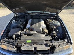 735I Zamień swoje auto V8 Klasyk full